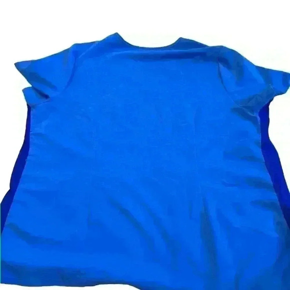 FIGS Scrubs Women’s Size 2XL Top In Blue - Picture 5 of 5
